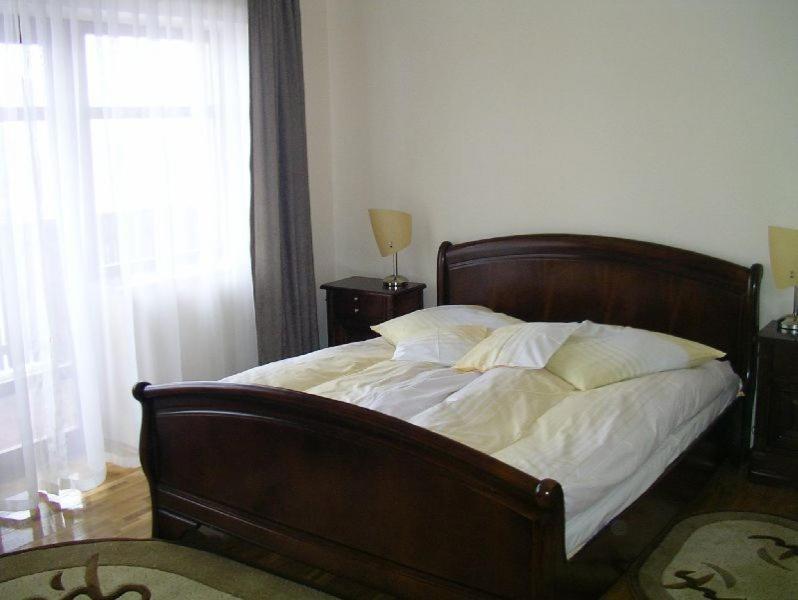 Vila Iulia Vatra Dornei Rom bilde